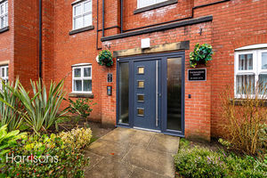 Photo 16- click for photo gallery